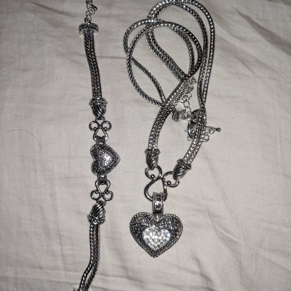 Lia Sophia Lovedust necklace and bracelet